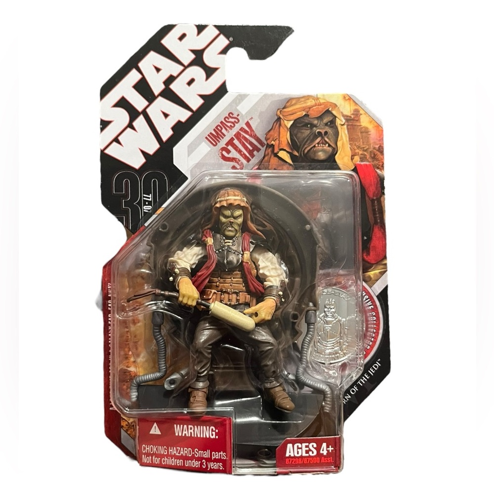Star Wars Umpass Stay 3.75" with Exclusive Collector‎ Coin
